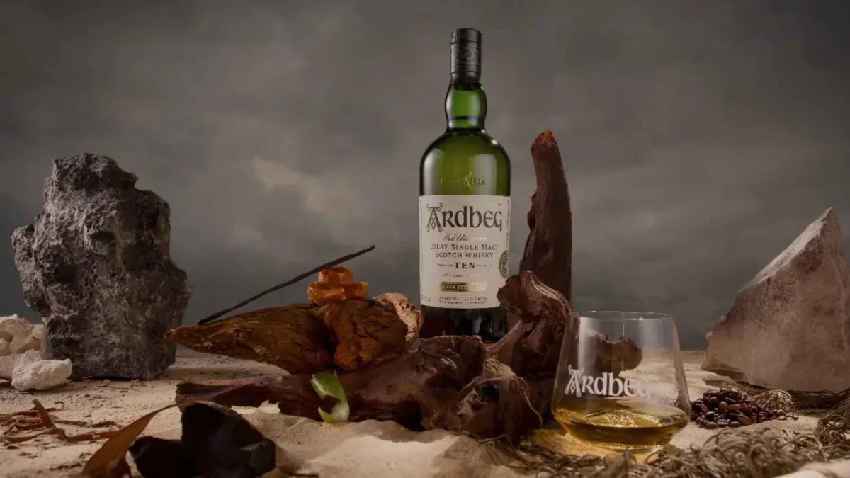 アードベッグ 10年 カスクストレングス：61.7% ABV で新登場 – Alcohol
