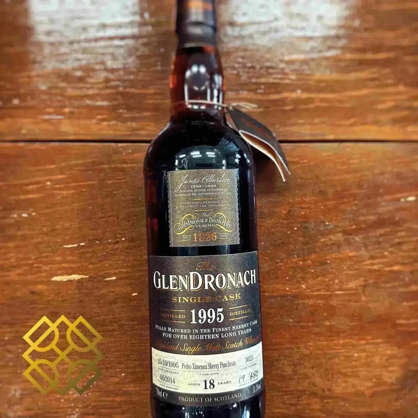glendronach-18yo-19952014-3025-batch-10-51-1percent-scotch-whisky-48711 - Alcohol Please