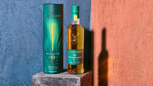 Glenfiddich聯手Aston Martin F1車隊 推出全新16年限量威士忌 | Glenfiddich & Aston Martin Formula One Team launch their latest collaborative release