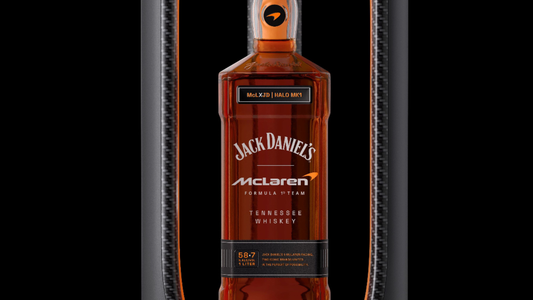 Jack Daniel's 田納西威士忌 Halo MK1 獲 AmeriStar 設計獎 | Jack Daniel’s x McLaren Halo MK1 Case Wins AmeriStar Award