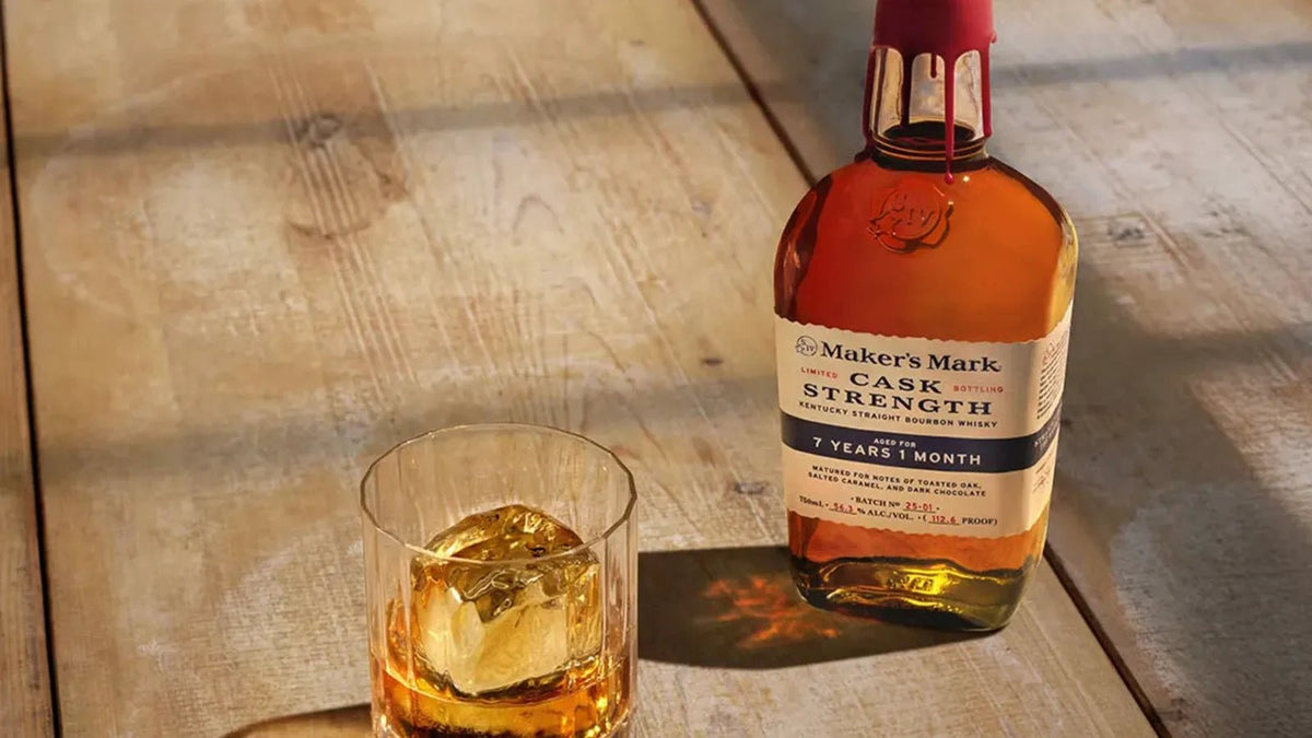 メーカーズマーク　カスクストレングス　Maker's Mark 750ml メーカーズマーク カスクストレングス：新装飾と熟成年数表記