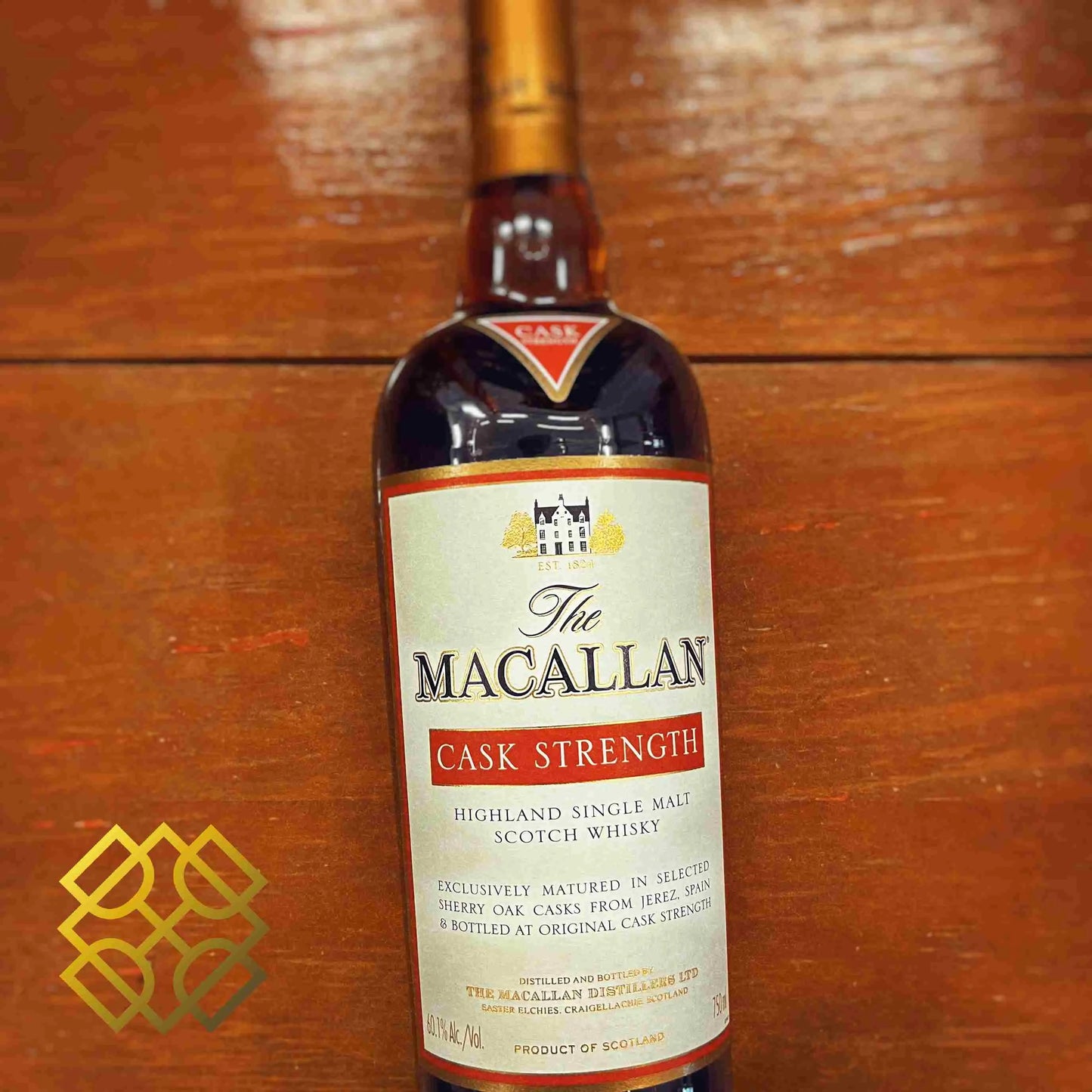 Macallan - Cask Strength, Sherry Oak Casks, 60.1%
Type : Single Malt Whisky