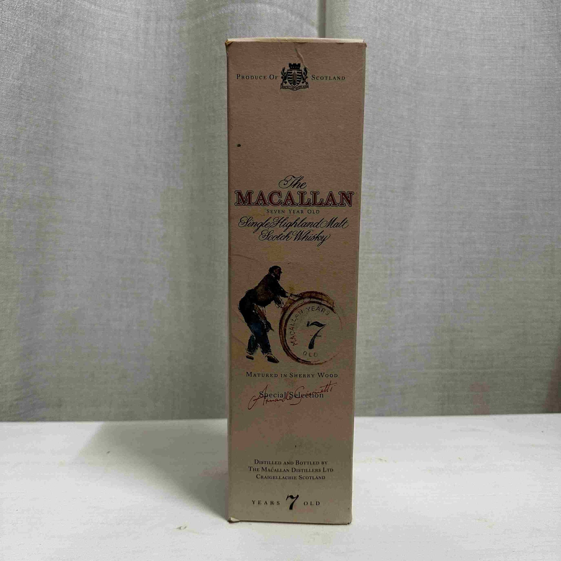 Macallan Type : Single Malt Whisky Cask Type : Sherry Age : 7YO box