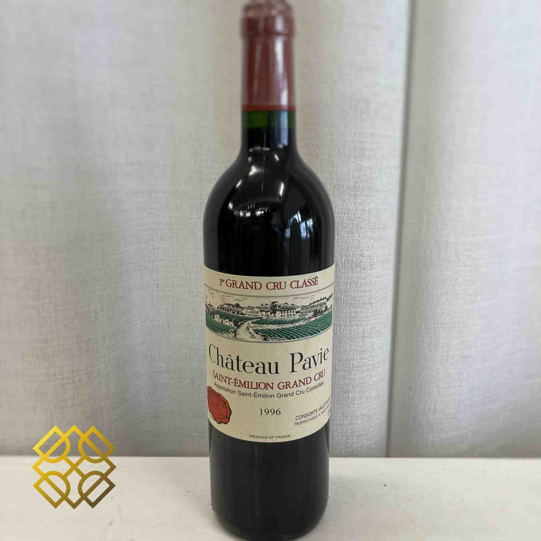 Chateau Pavie 1996 Color : Red (Stand)