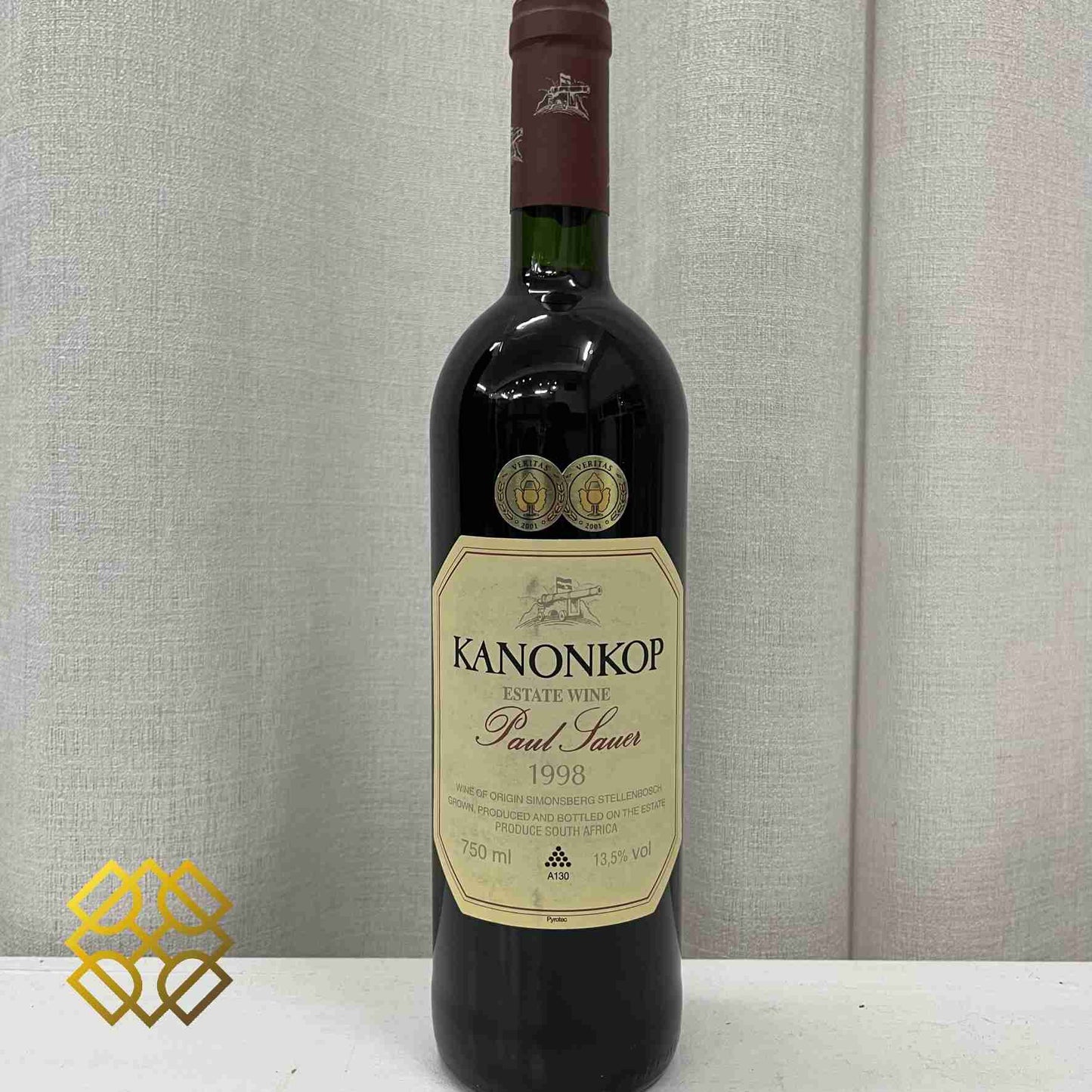 Stellenbosch Kanonkop Paul Sauer 1998 Color : Red (Stand)