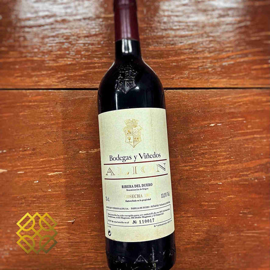 Vega Sicilia Alion 1997 Color : Red