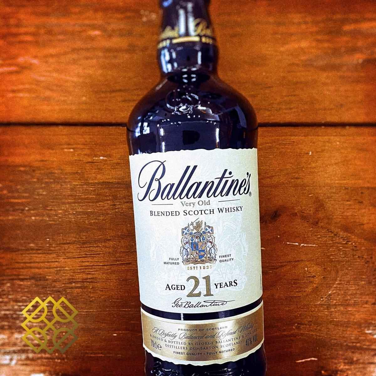 Ballantine's - 21YO, Very Old Blended Scotch Whisky, 40%  Type : Blended whisky 威士忌