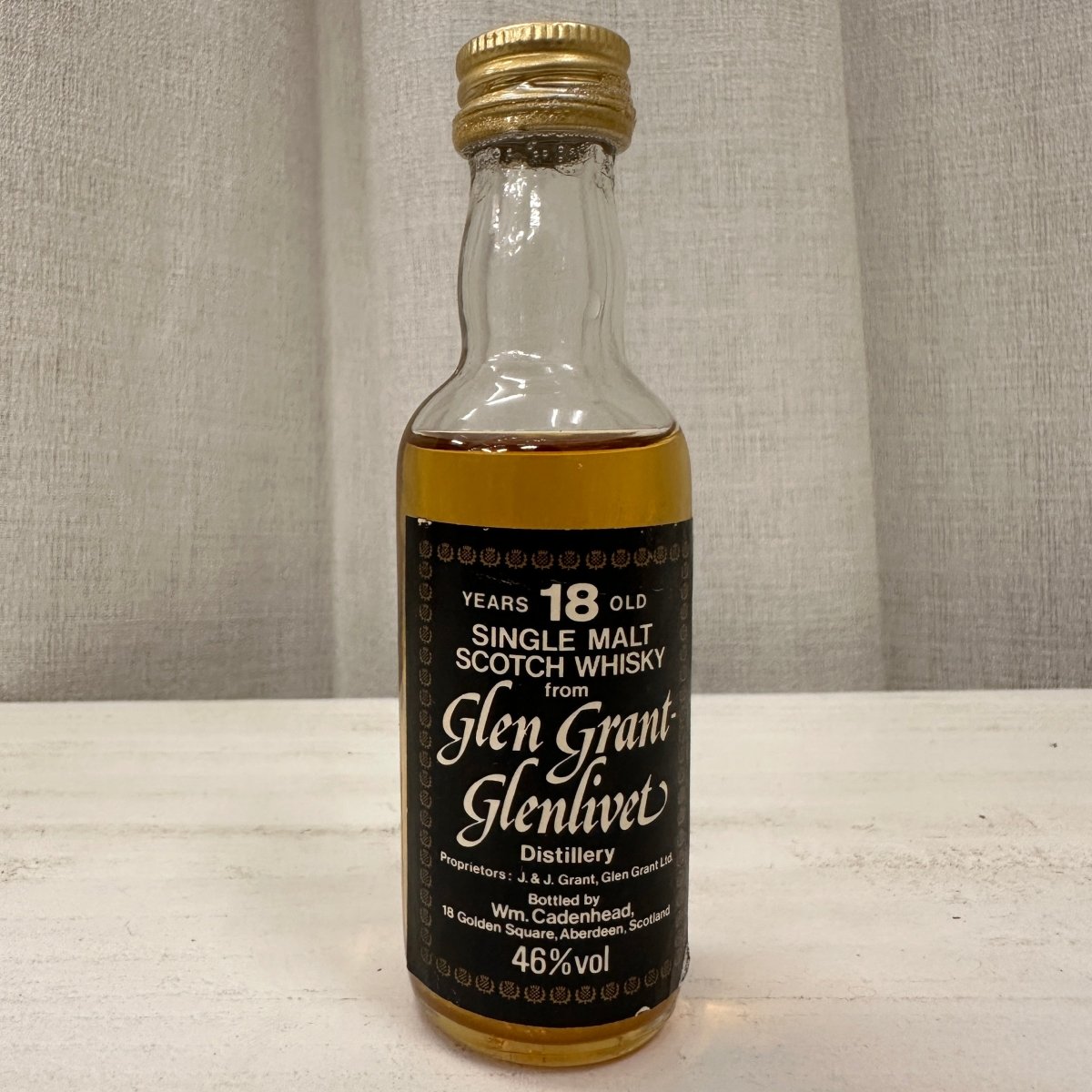Cadenhead's Glen Grant 18YO, Black Label, 50ml, 46% - 蘇格蘭威士忌