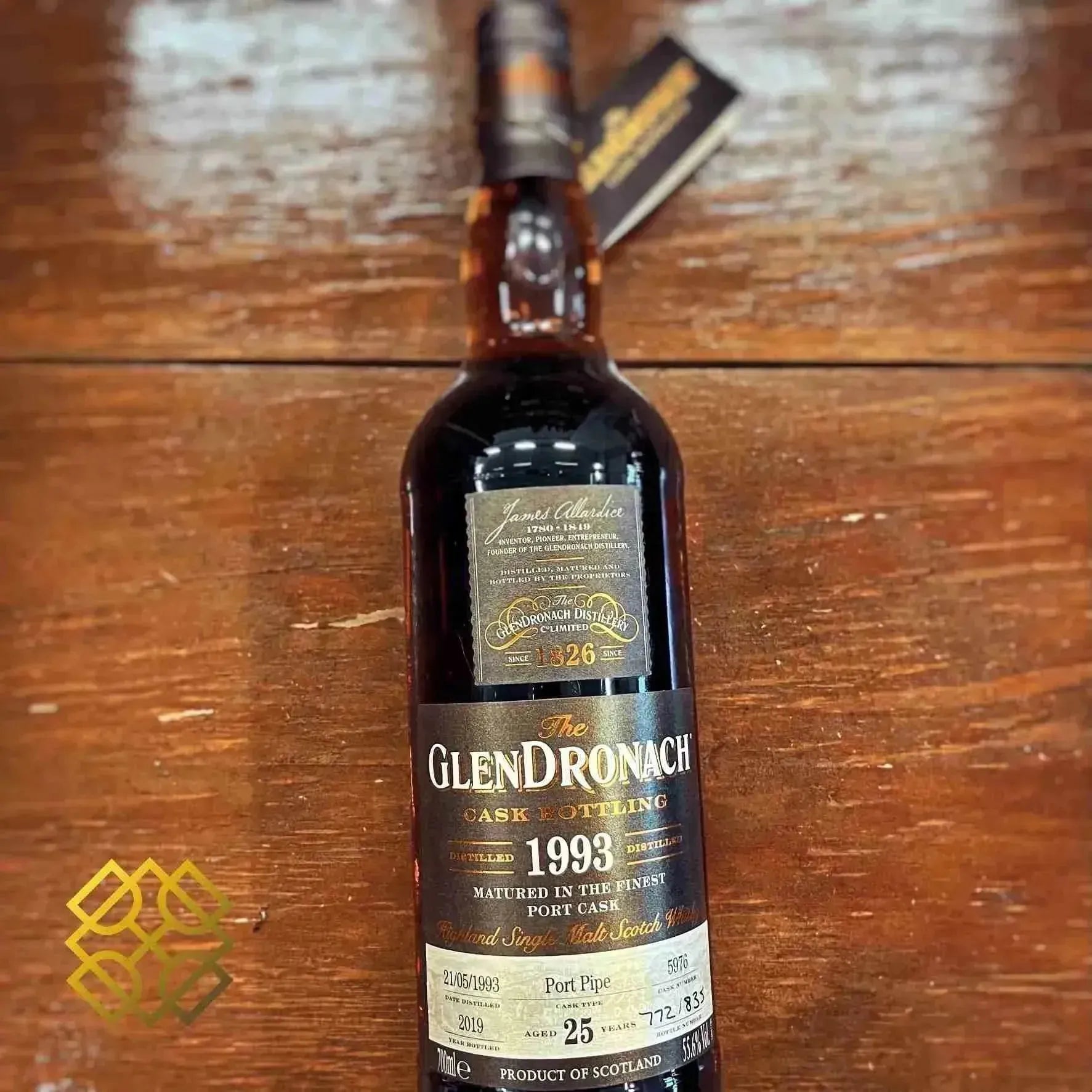 Glendronach - 25YO, 1993/2019, #5976, Batch 17, 55.6% - Scotch Whisky