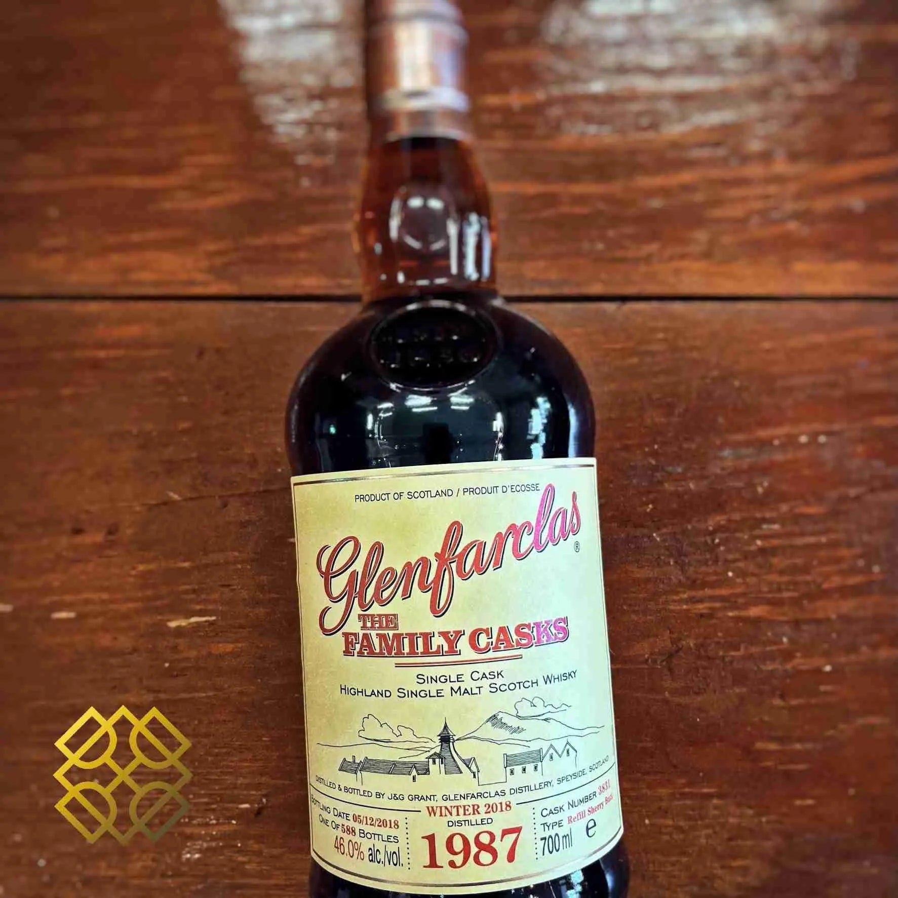 Glenfarclas - Family Casks 31YO, 1987/2018, Family Casks #3831, 46.0% - Scotch Whisky