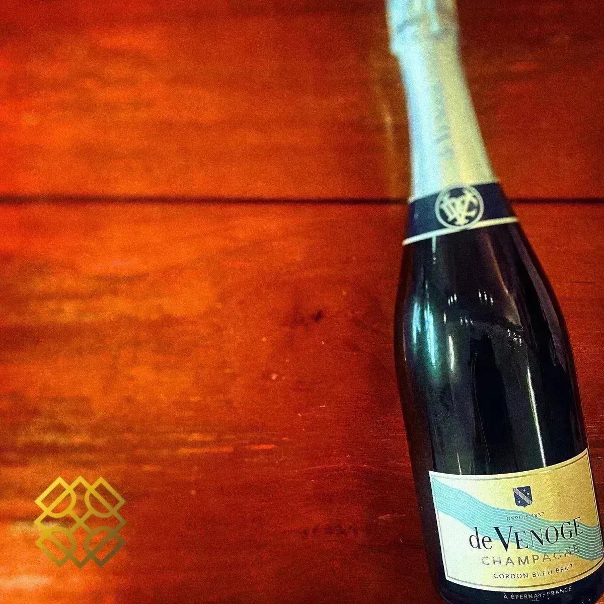 De Venoge - Cordon Bleu Brut Champagne (VV3.9) - Sparkling Wine