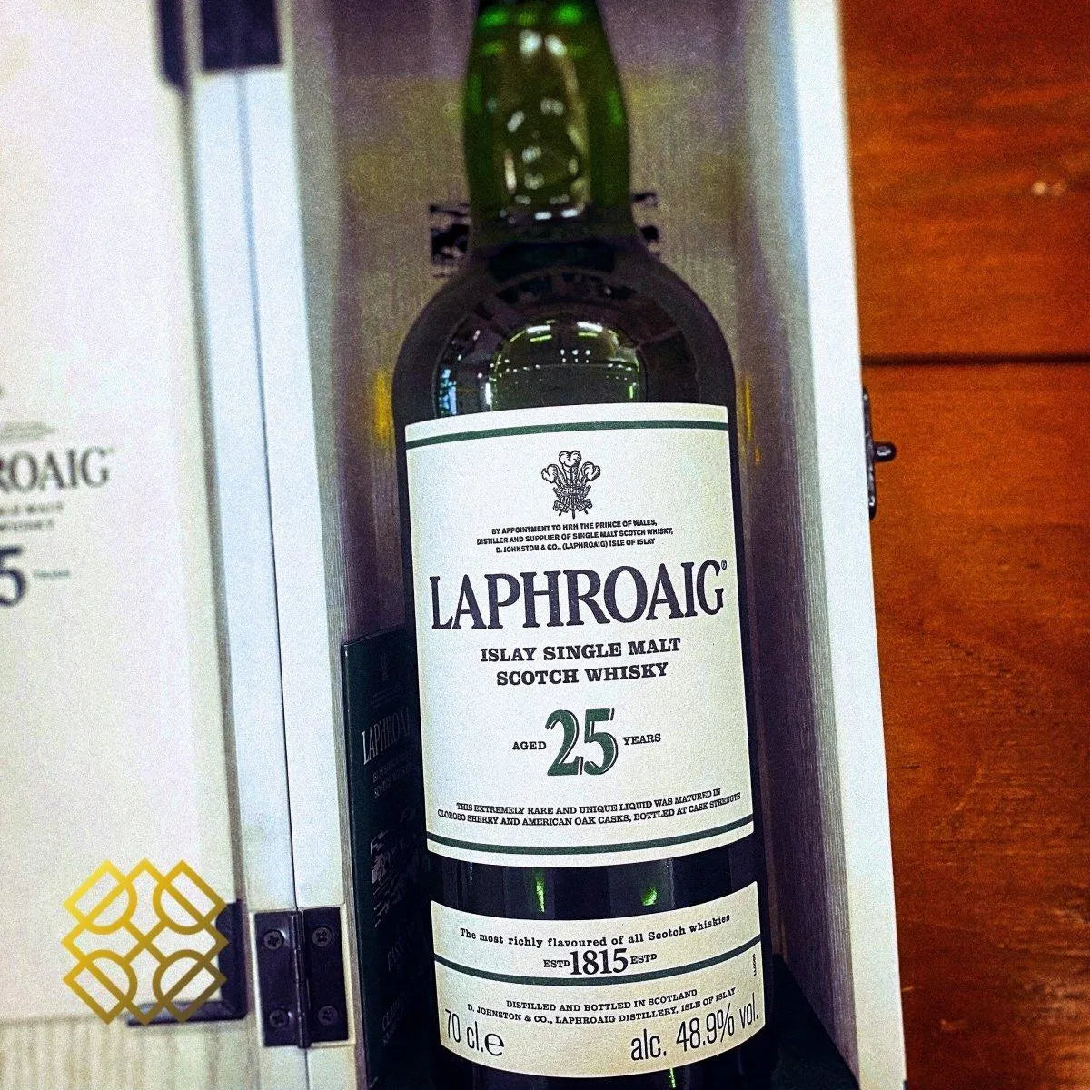 Laphroaig 25 - 25YO, 2017, 48.9% - Scotch Whisky